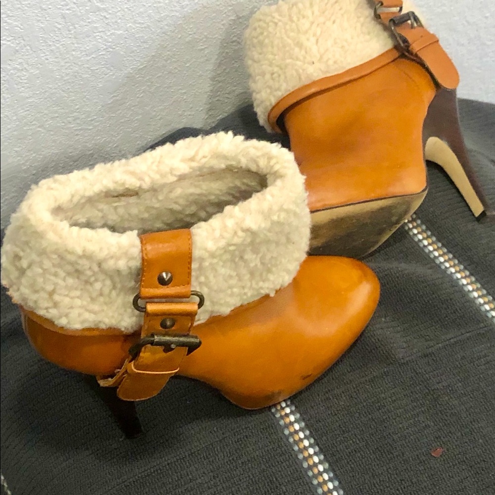 Tan Guess Booties Lined
